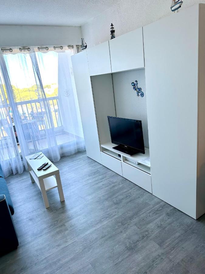 לה-גרו-דו-רואה Studio Vue Port, Parking Prive, Terrasse, Clim מראה חיצוני תמונה